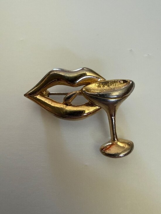 Jewelry - Vintage Gold Tone Lips and Martini Glass Brooch Pin Cocktail Pop Art Jewelry